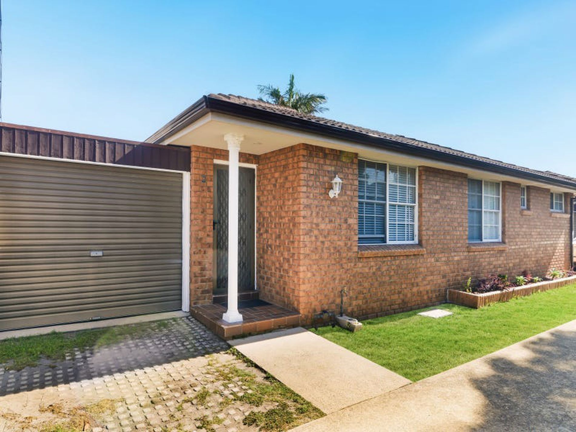 2 / 22 Horner Avenue, Mascot