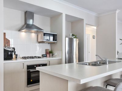 34 Perkins Drive, Clarkson