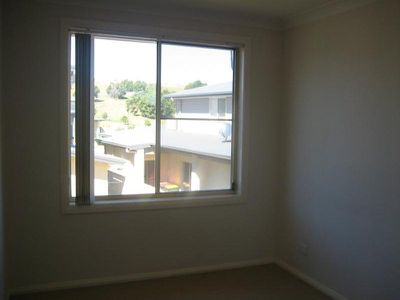 2 / 16 Seymour Drive, Flinders