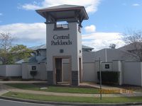 1 / 5 Central Avenue, Mount Ommaney