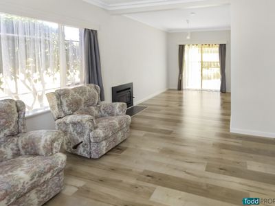 12 Redleaf Close, Heathcote