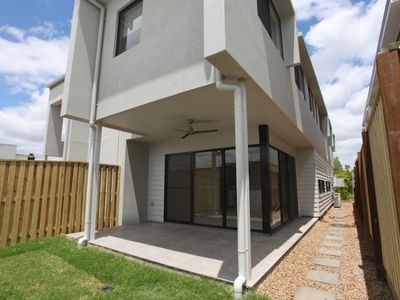 45 Eagle Parade, Rochedale