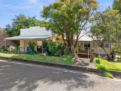 65 MAIN STREET, Kandanga