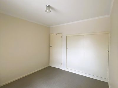 8 / 3 Doolan Street, Werribee