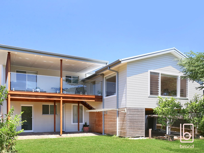 16 Lakewood Ave, Green Point