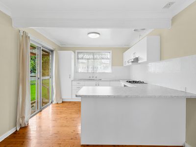 9 Galong Crescent, Koonawarra