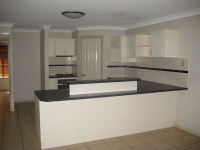 12 Cardiff Arms Avenue, Dubbo