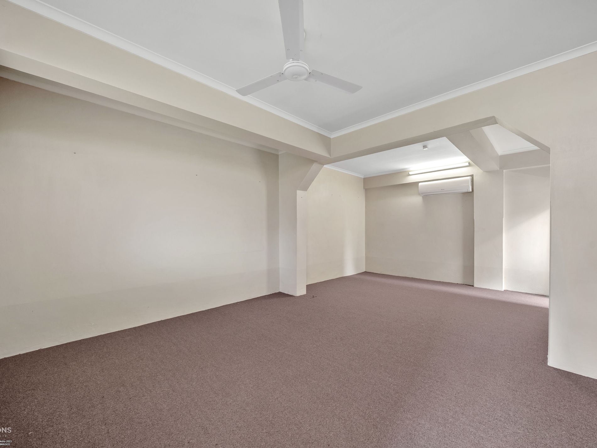 1482 Japoon Road, Germantown