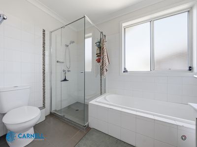4 / 6-8 The Avenue, Bellambi