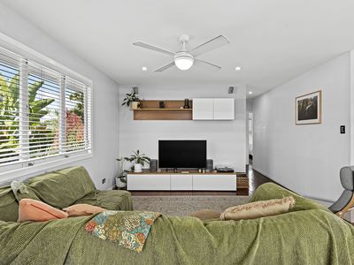 11 Almora Street, Wooloowin