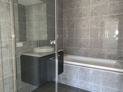 111 Andalusian Street, Austral