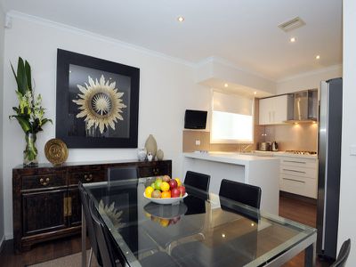 1 / 58 Kanooka Grove, Clayton