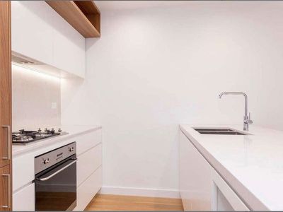 307 / 71 Euston Road, Alexandria