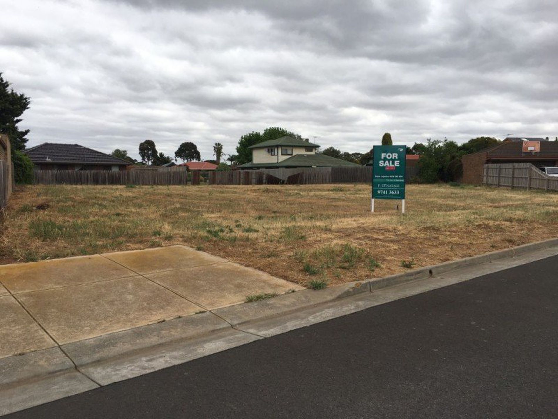 1-2 Silvan Court, Werribee