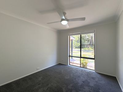 11 The Parkway, Mallabula