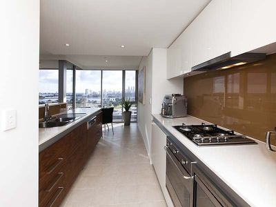 902 / 19 The Circus, Burswood