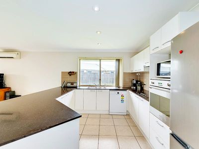 24 Harold Reinhardt Dr, Redbank Plains