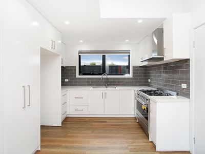 2 / 41 Bishop Street, Kingsville