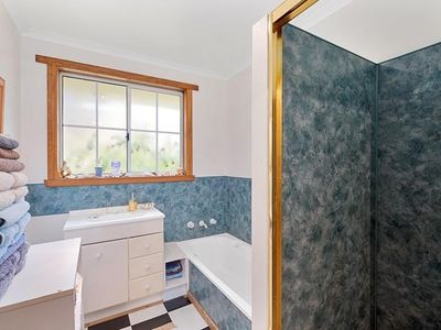65 Sharpes Road, Crabtree