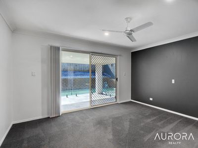 19 Daydream Street, Redland Bay