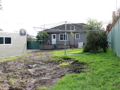2A Leonard Avenue, Flora Hill