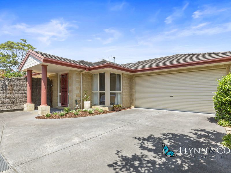 Real Estate Agent Rosebud Flynn & Co Real Estate