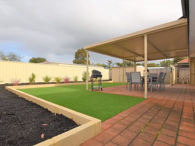 2 Timbo Court, Stratton