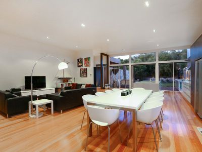 7 Fairsea Grove, Rye