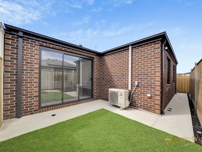 29 Clovertree Street, Tarneit