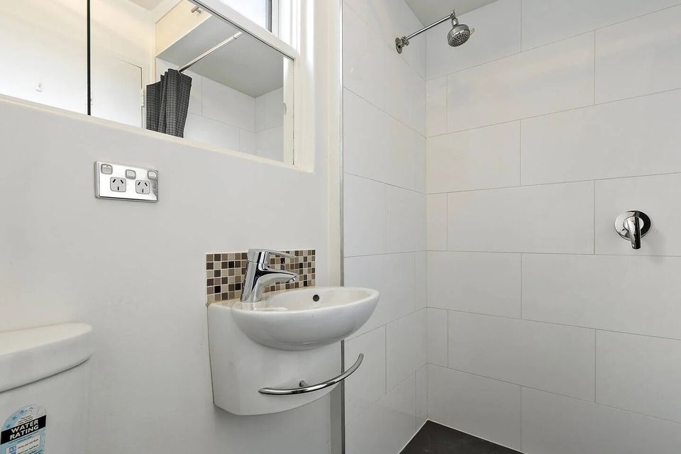 4 / 5 McGrath Court, Richmond
