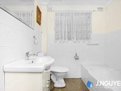 1 / 8 Fisher Street, Cabramatta