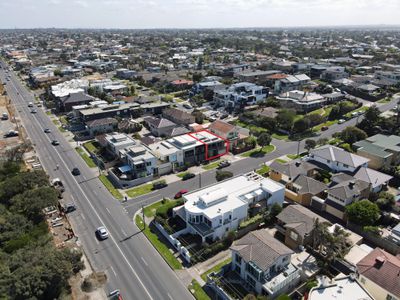4 / 191 Beach Road, Mordialloc