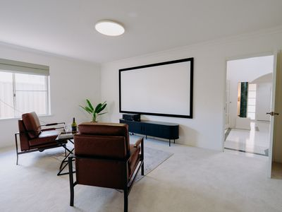 24 Troy Street, Applecross