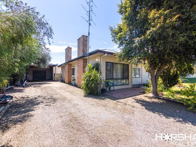 18 Edinburgh Road, Edenhope