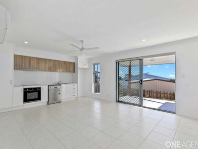 1 / 3 Ridge View Court, Nikenbah