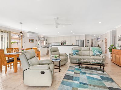 34 Nuwarra Circuit, Forster