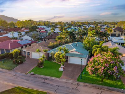 15 Blue Lake Court, Kirwan