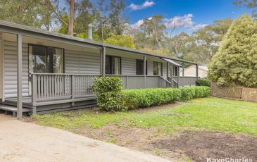 4 Simmons Close, Cockatoo