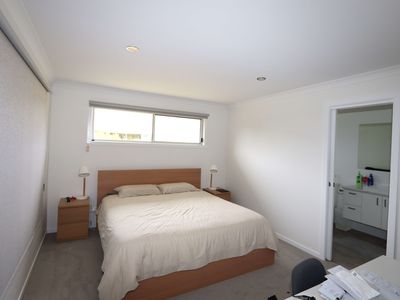 39 Kingfisher Circuit, Eden