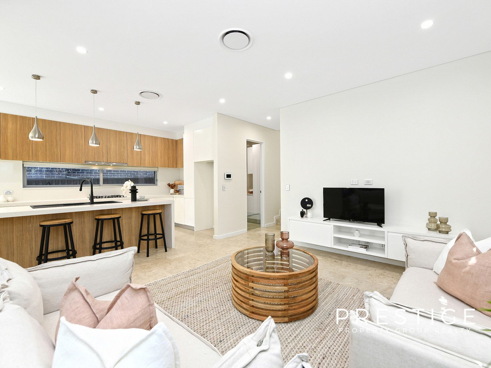 111 Gungah Bay Road, Oatley