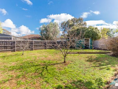 4 Rock Street, Werribee
