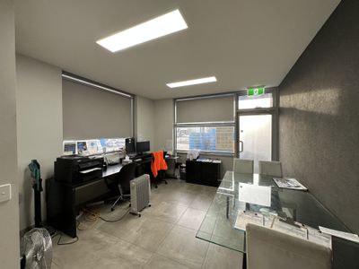 1 / 76 Riverside Ave, Werribee