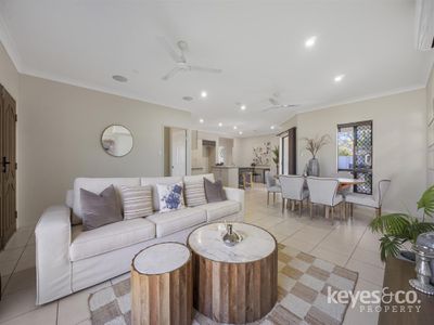 15 Greentree Circuit, Bushland Beach