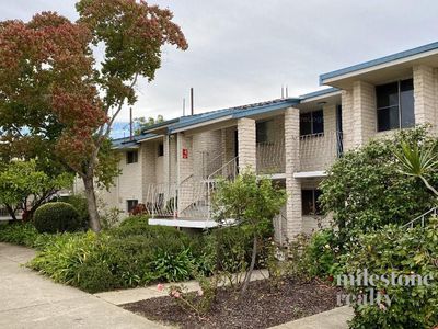 10 / 4 Bulimba Road, Nedlands