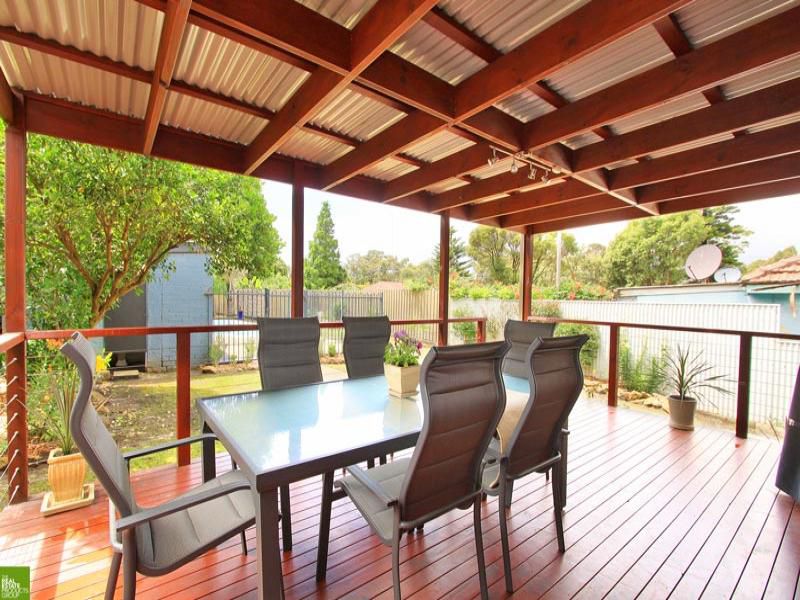 9 John Street, Mount Saint Thomas