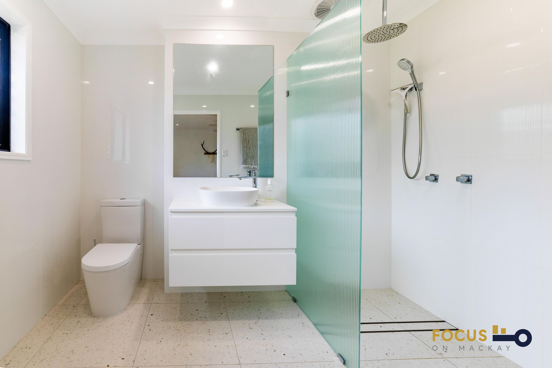 7 Kensington Court, Glenella