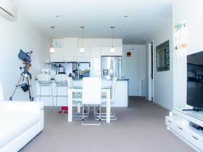 407 / 60 Edgewater Boulevard, Maribyrnong