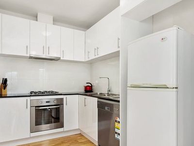 4 / 2A Lynch Road, Brooklyn
