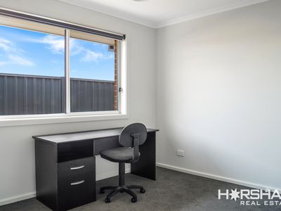 9 Stephens Street, Horsham