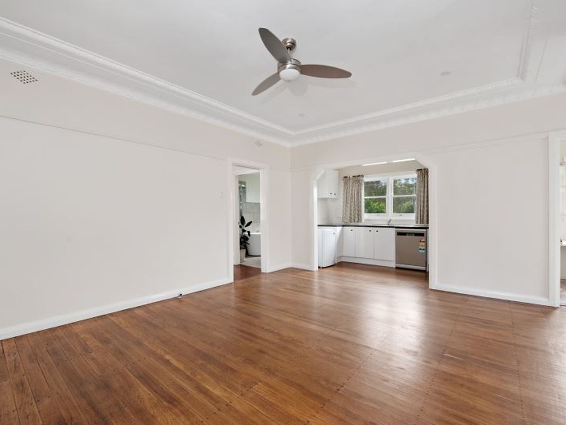 12 Milham Street, Lake Conjola